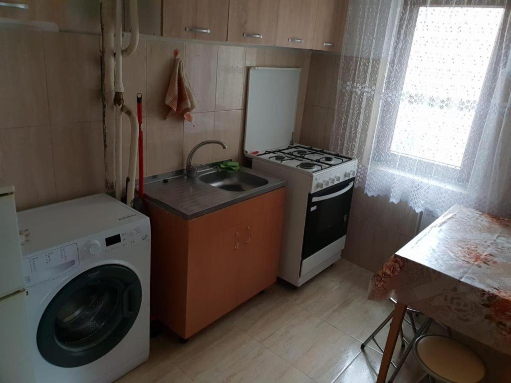 Apartament 2 Camere Tomis Nord Constanta Exterior photo